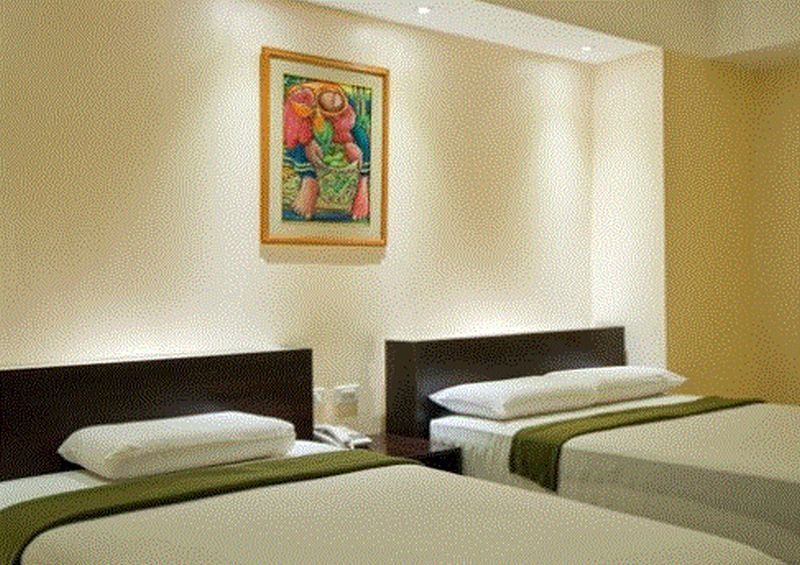 M Citi Suites Cebu Екстериор снимка